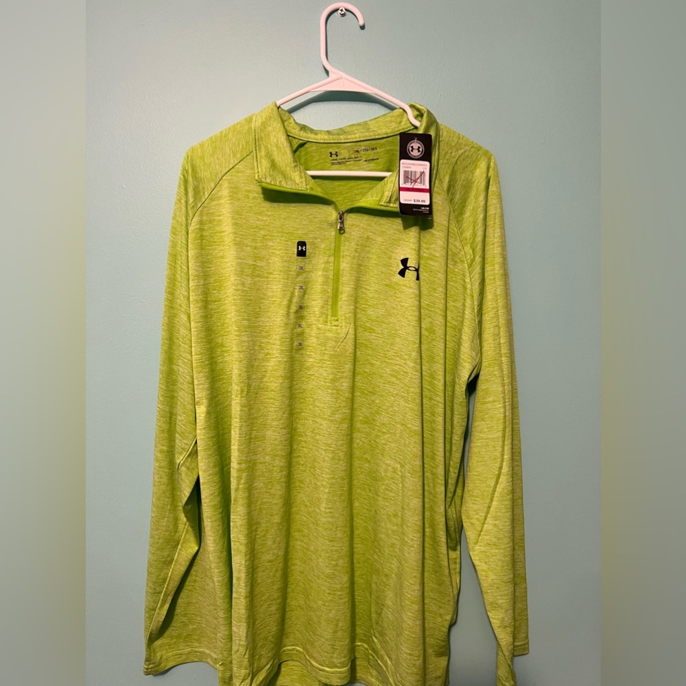 NWT- Men’s - UA Long sleeve half zip